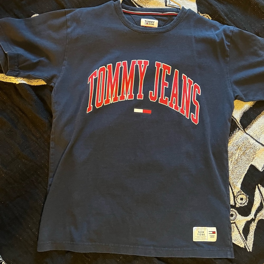 Tommy Jeans T-shirt – size medium